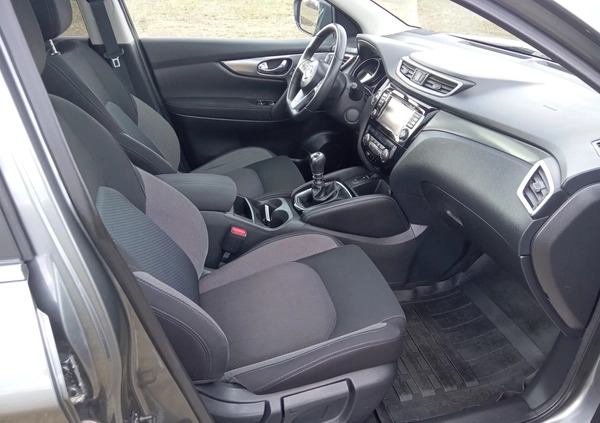 Nissan Qashqai cena 69990 przebieg: 70000, rok produkcji 2018 z Kartuzy małe 277